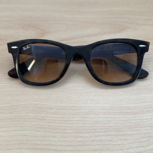 NWT Ray Ban Wayfarers, tortoise and gradient brown - Picture 2 of 7